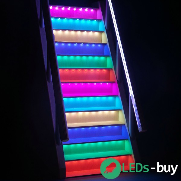formeel ontspannen Omgeving Trapverlichting 60cm 60 LEDs/mtr LED strip RGB IP65: LEDs-buy.nl het  grootste online LED assortiment